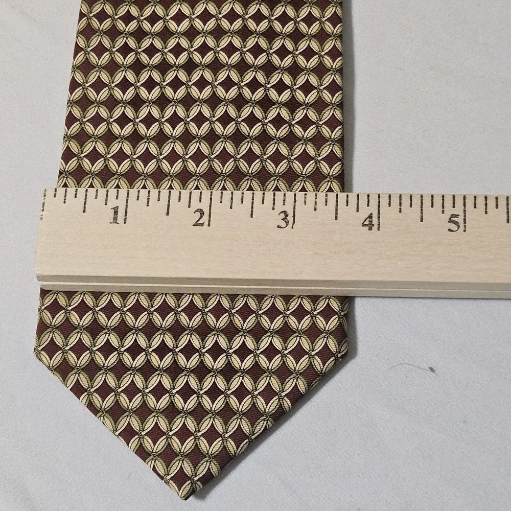 Brooks Brothers Makers Gold Red Stripe Necktie Design Neck Tie Silk Handmade USA